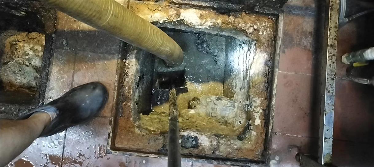 站前污水池清理一般都有毒气,怎么预防中毒呢?