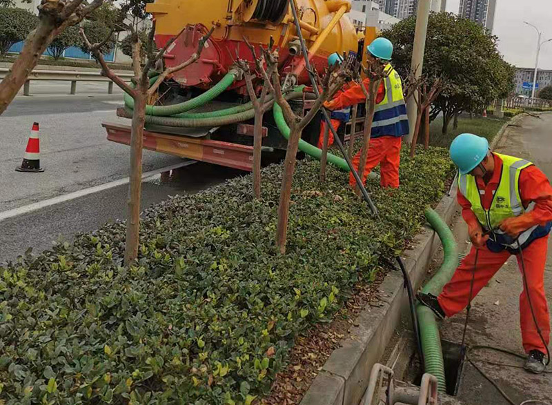 站前市政管道清淤